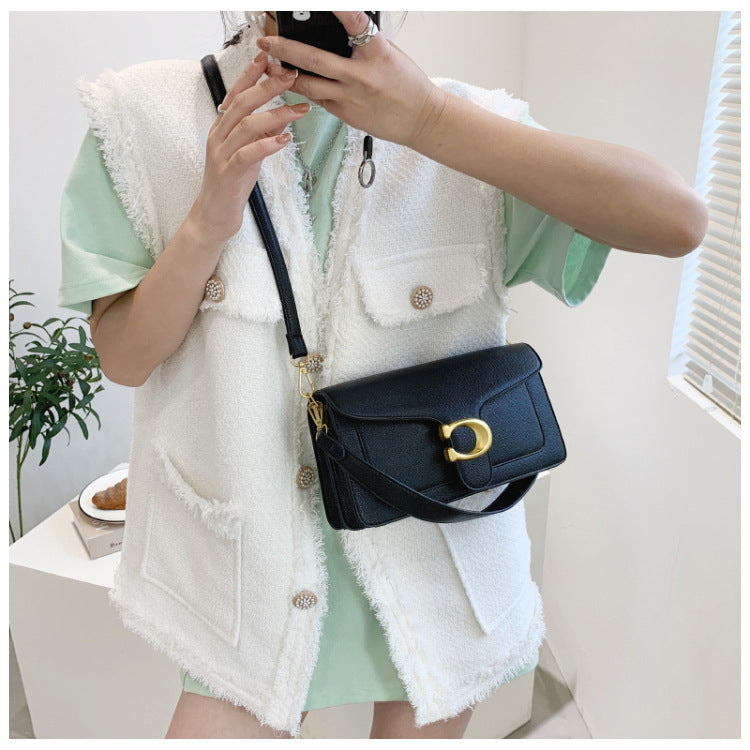BY E ® COACH BAG